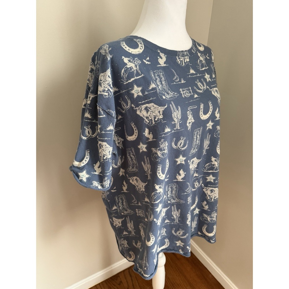 We The Free People M Oversized T-shirt Top Western Print Horse Shoe Blue‎ Bull